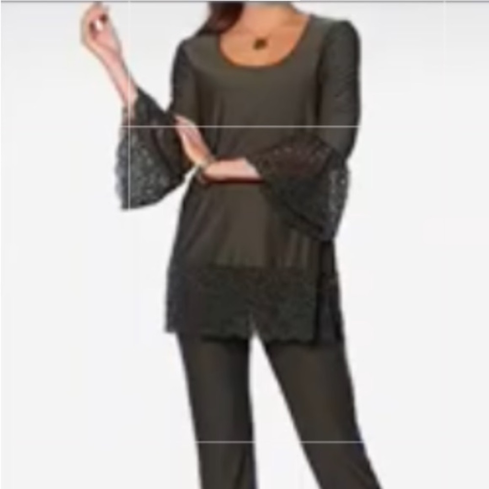 Slinky Brand Olive Green Long-Sleeve Stretch Tunic Top with Scalloped Lace Trim.